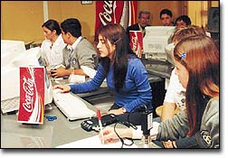 Moderno laboratorio contribuirá a la alfabetización digital en Pudahuel