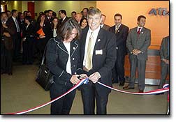 Atento Chile inaugura contact center de vanguardia en Vicuña Mackenna