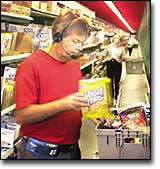 STG: Ojos y manos libres con sistema de picking por voz Vocollet