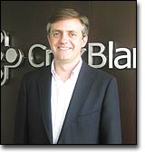 Rodrigo Joglar, Gerente Comercial de Cruz Blanca: “Tenemos como desafío ser líderes en el desarrollo de tecnologías aplicadas para los clientes”