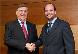 ADEXUS es premiado como Top Crosseling Partner Solutions 2012 de Afina