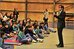 VTR Internet Segura continúa su gira nacional en la comuna de Peñalolén