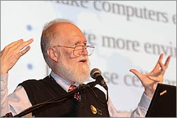 Director Ejecutivo de Linux avisa que es más fácil espiar a quienes importan tecnología