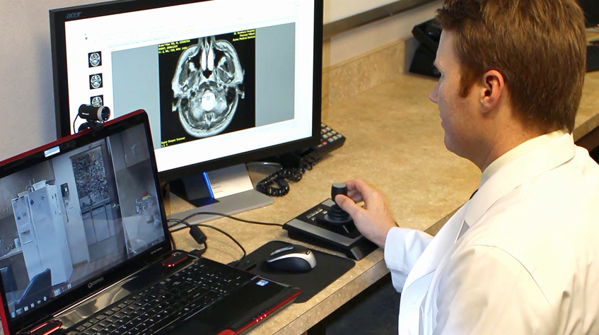 Universidad Católica adopta tecnología de videoconferencias para enseñanza médica