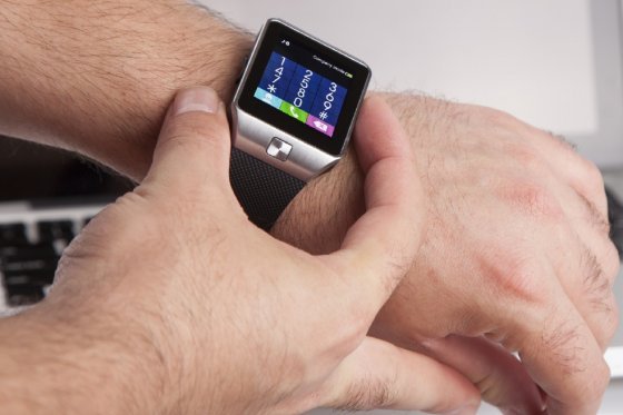 Prohíben en Japón llevar “smartwatches” a los exámenes de selectividad