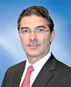 El valor del dato del cliente en dos industrias diferentes