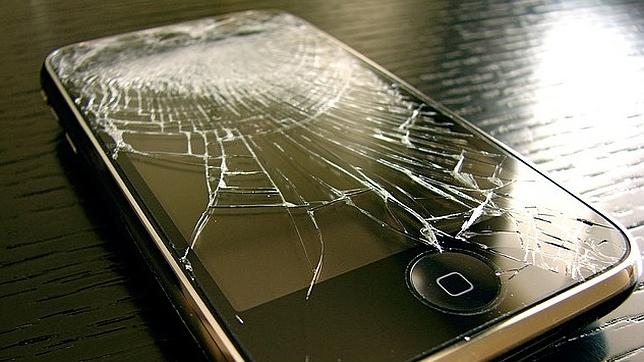 Motorola: 50% de usuarios de smartphones ha tenido una pantalla rota o trizada