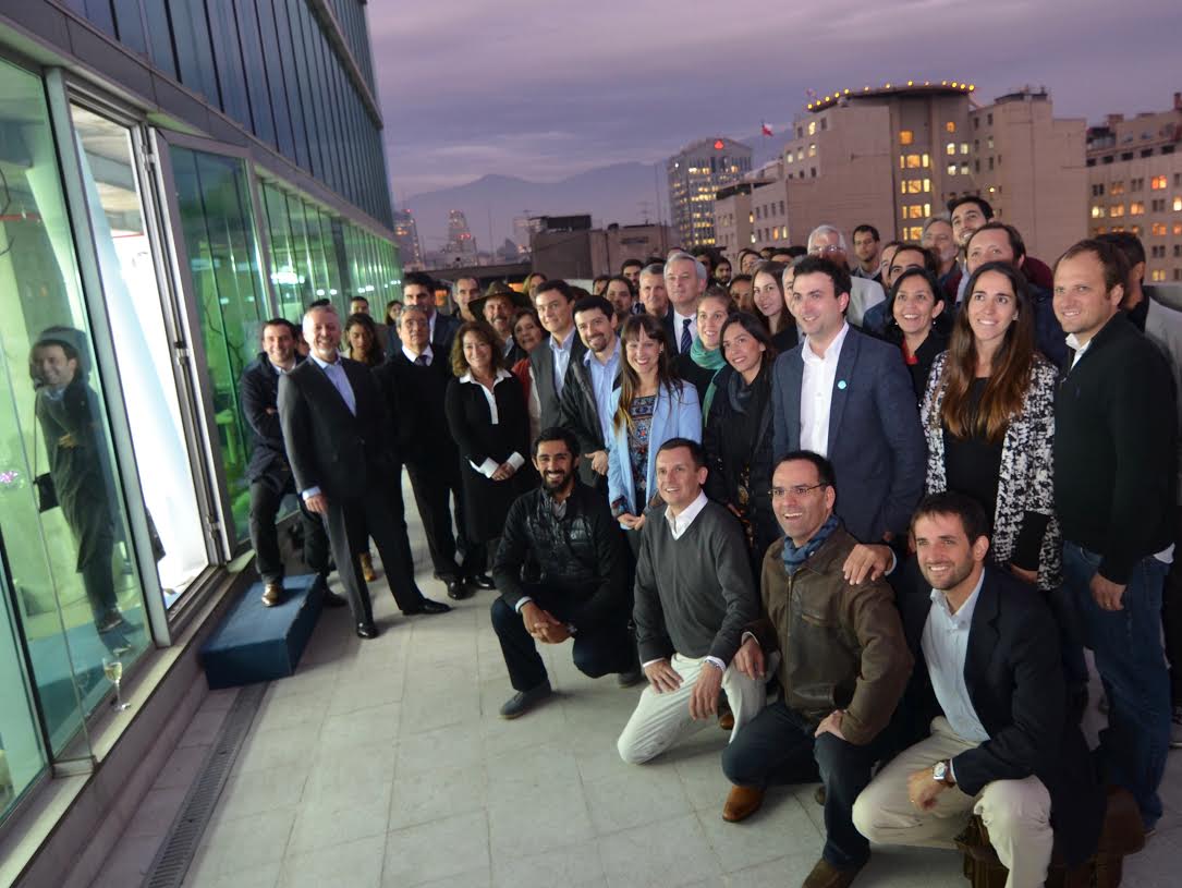 Abren postulaciones para premio Avonni TIC Entel 2016