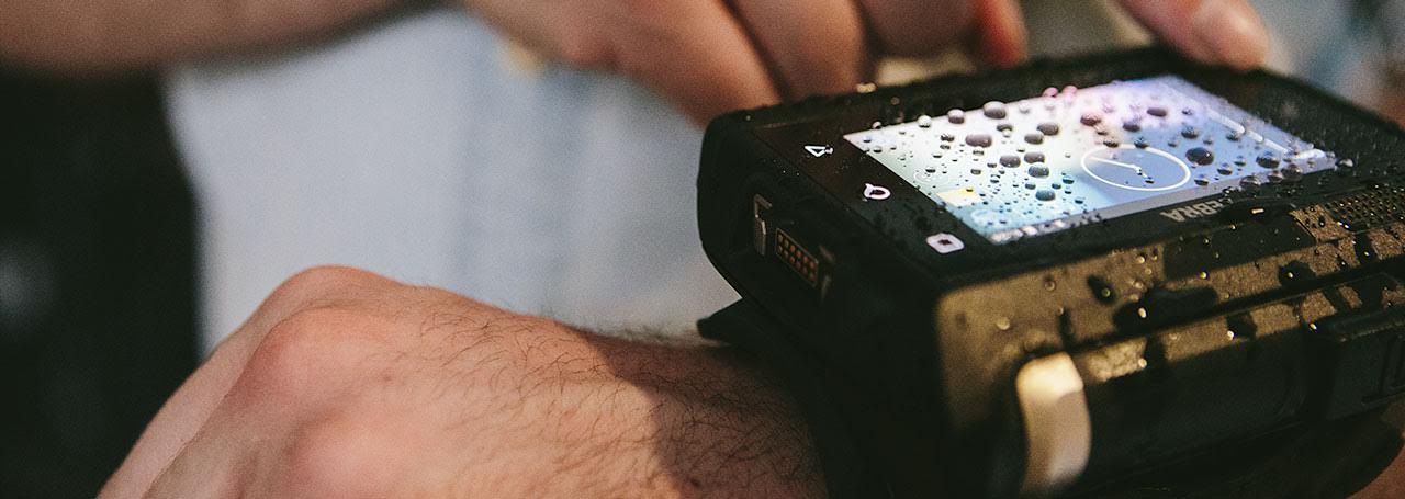 Soluciones wearable de Zebra Technologies aumentan productividad de trabajadores en bodegas