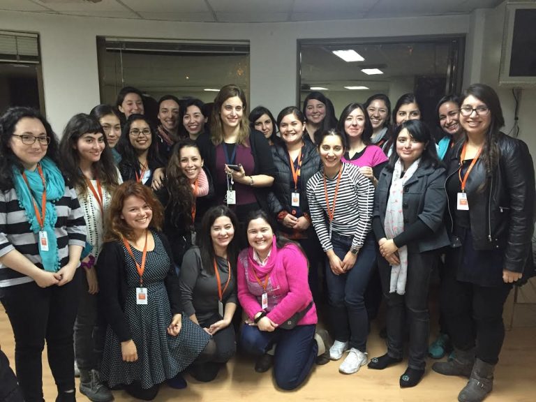 TCS respalda formación de mujeres programadoras