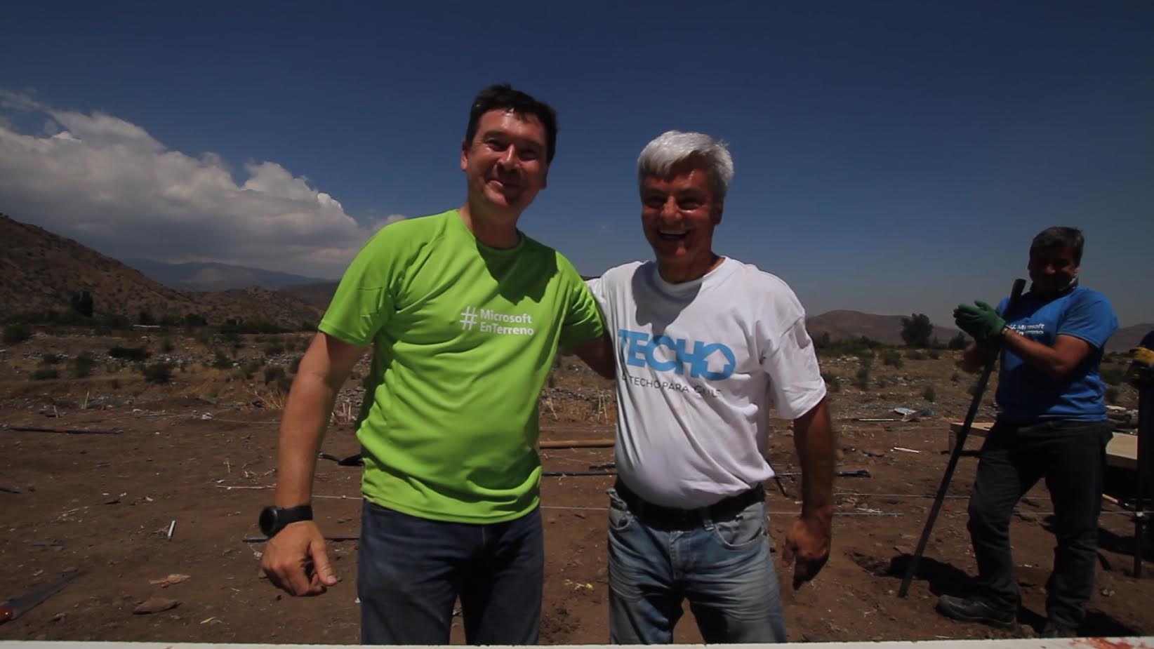 Microsoft firma acuerdo de colaboración con Techo