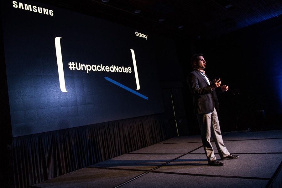 Chilenos viven streaming del lanzamiento mundial del Galaxy Note 8