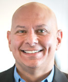 John Allessio, Vicepresidente Asuntos Globales de Red Hat: “Demostramos que es posible construir una empresa en torno al desarrollo de software gratuito”