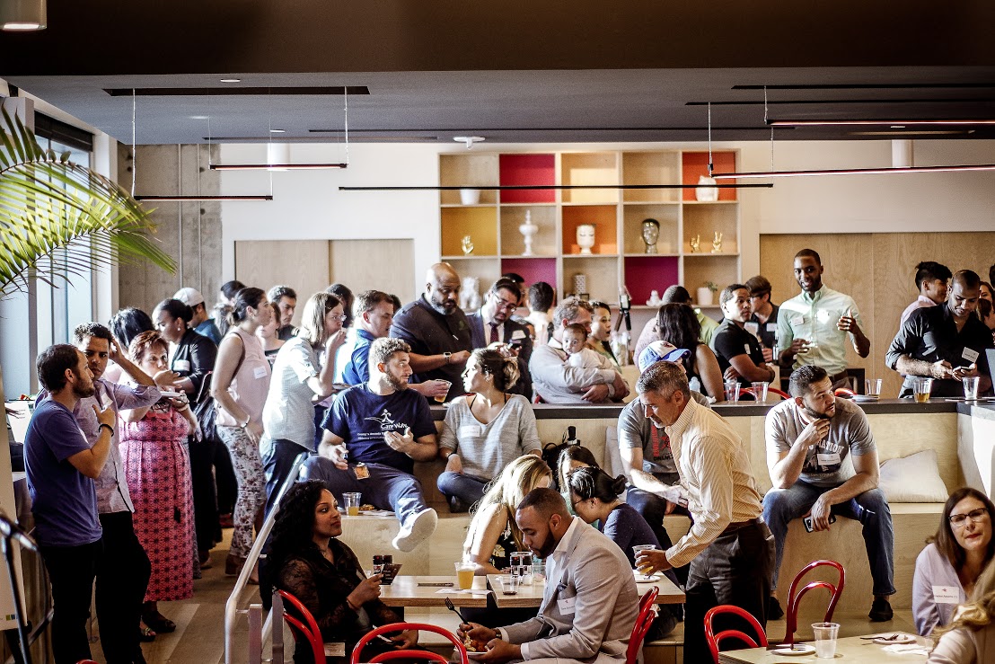 Buscan transformar a Miami en cuna de emprendedores e innovadores chilenos