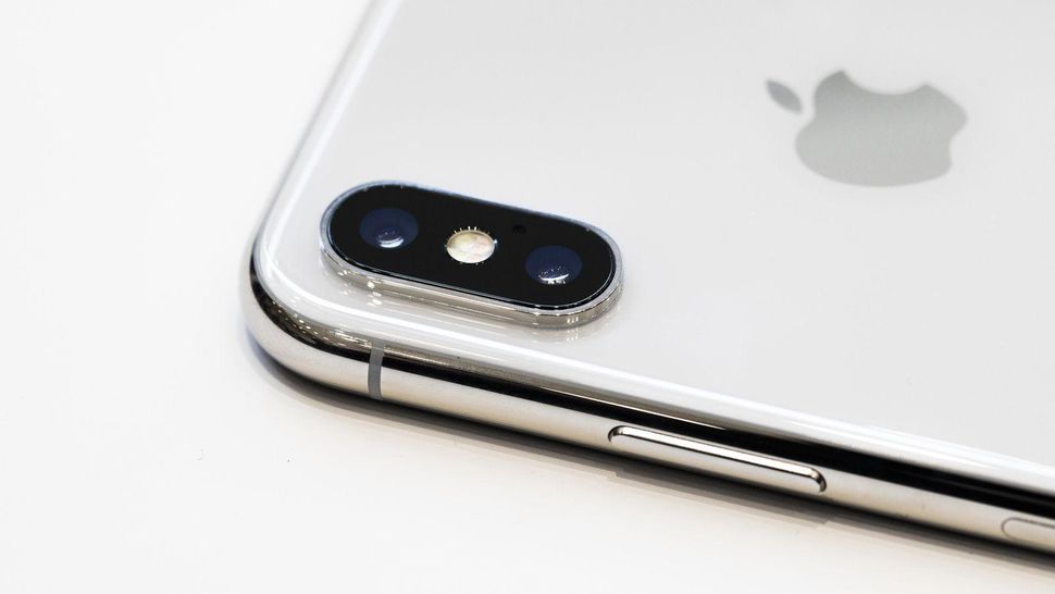 Apple habría recortado drásticamente la producción del iPhone X
