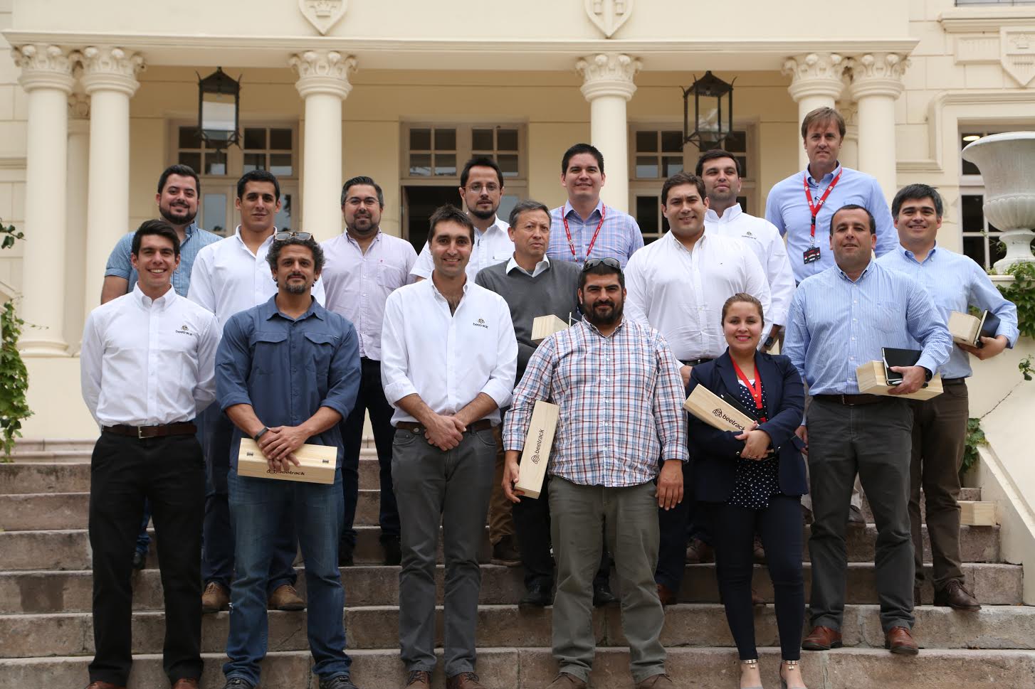 Realizan workshop enfocado en la transformación digital del consumo masivo