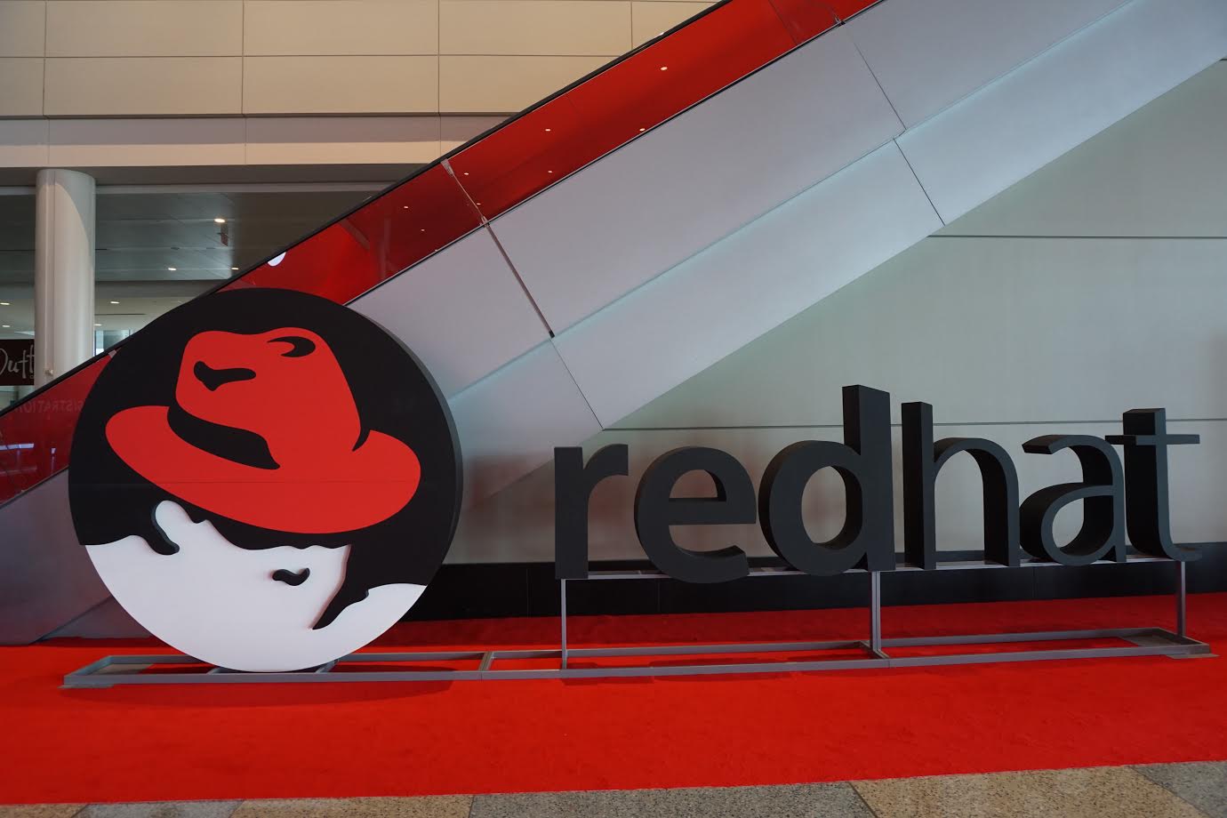Red Hat presenta plataforma para el desarrollo de aplicaciones nativas de la nube
