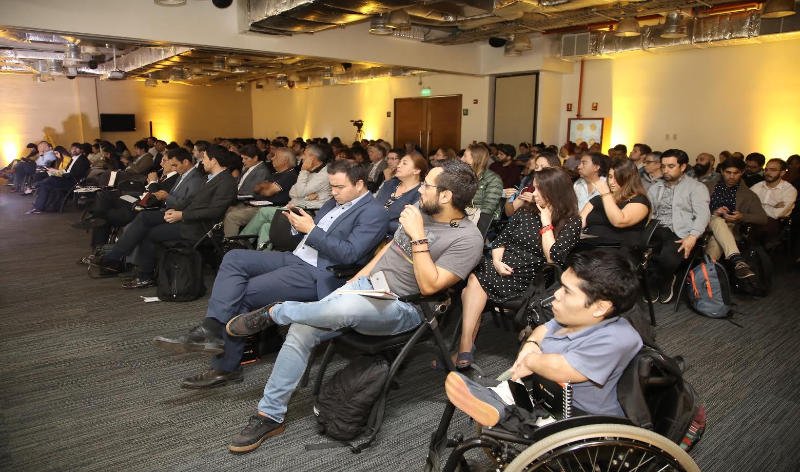 Pymes participan en taller gratuito de digitalización