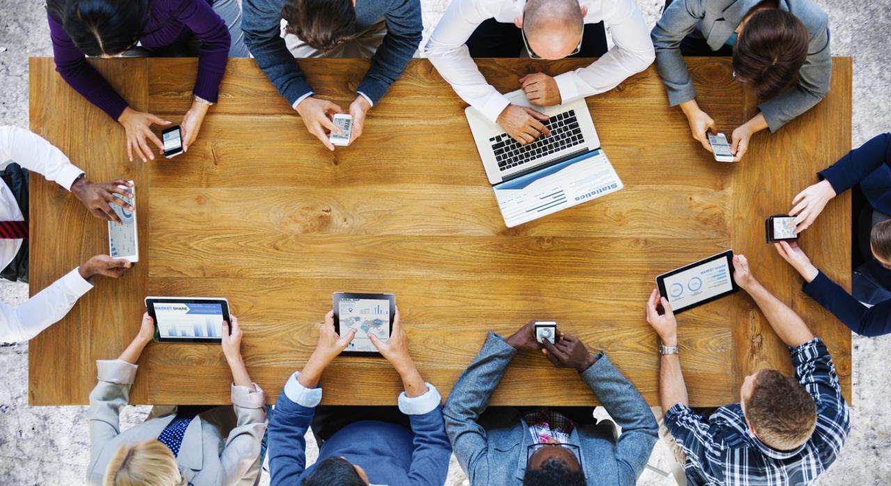 Consejos para normar el uso de redes sociales como herramienta de trabajo