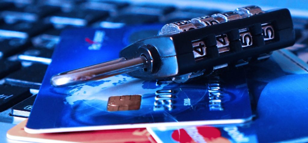 Cómo evitar clonación y robo de tarjetas de crédito