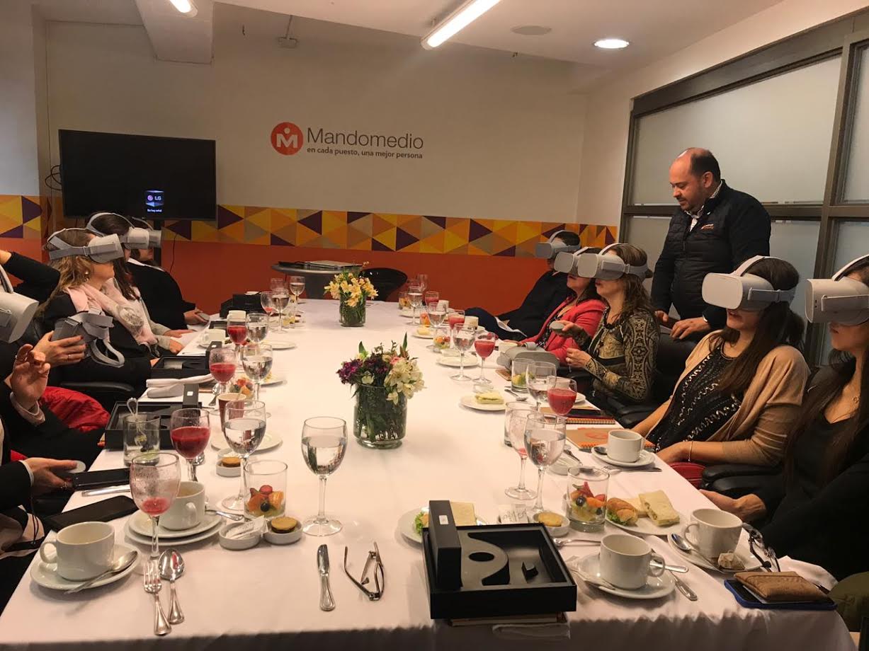 Trabajo a distancia con realidad virtual