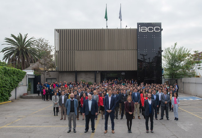IACC se convierte en el primer instituto 100% en línea en acreditarse