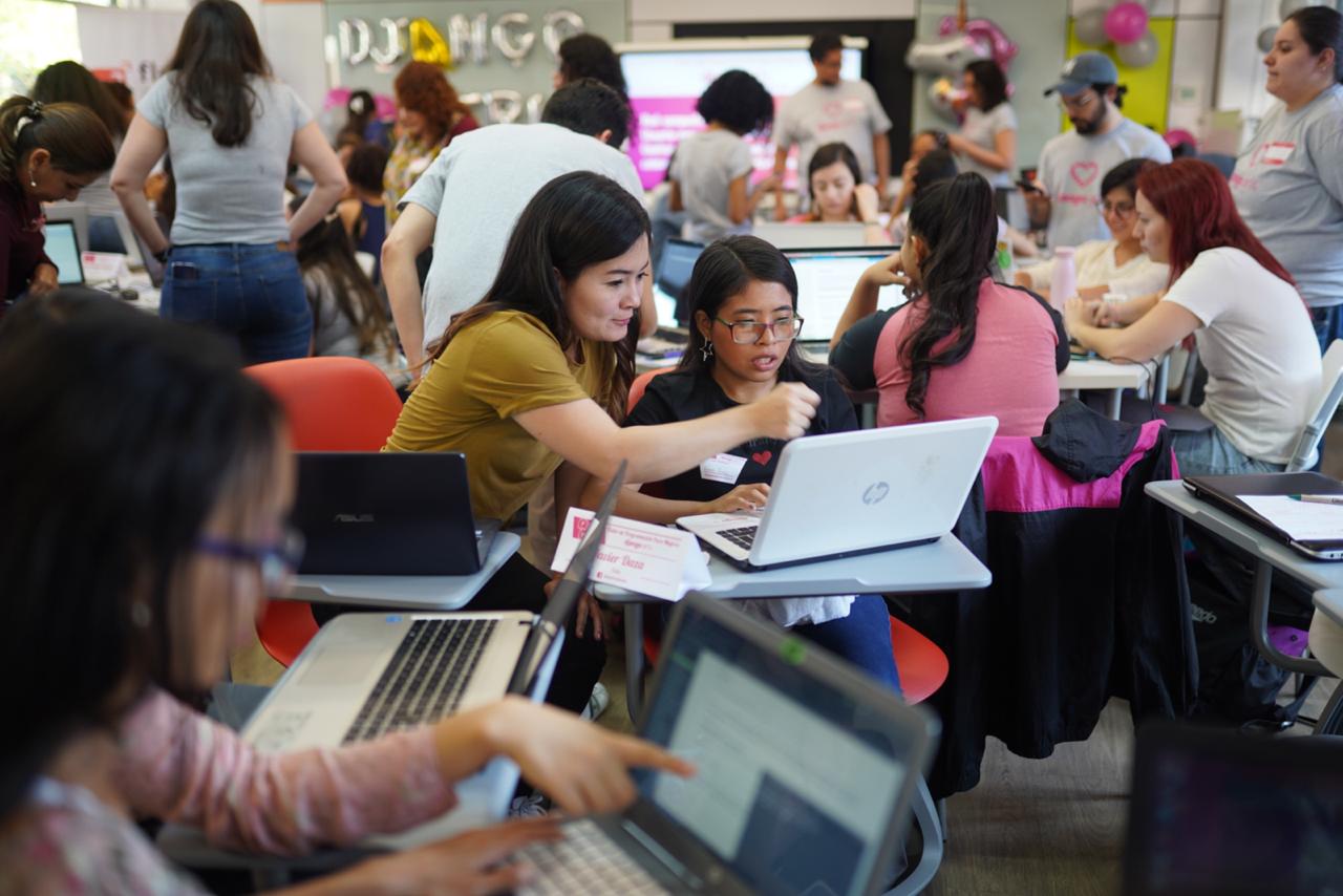 Django Girls & Fluid Attacks, por la inclusión de mujeres en la industria TI