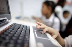 Campaña busca recaudar más de 200 computadores para alumnos de escasos recursos