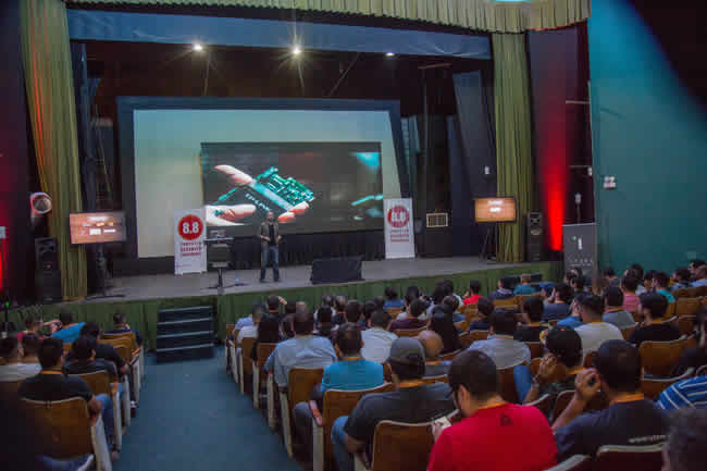 Este miércoles se realiza 8.8 Leyendas Sandbox