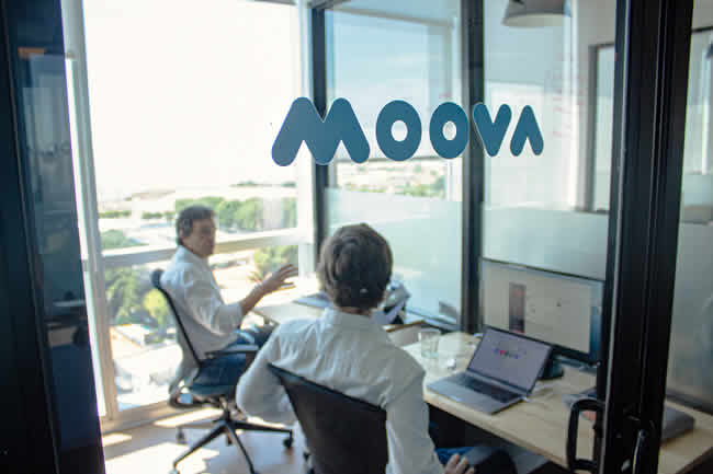 Moova se posiciona fuerte en Chile