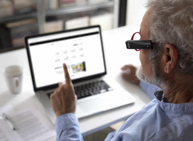 OrCam MyEye 2.0:Visión computarizada portátil impulsada por IA y Aprendizaje Automático