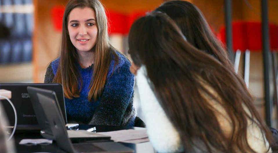 Coding Dojo impulsa a mujeres en el mundo de la programación