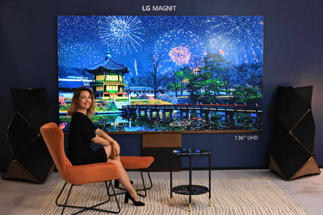 LG presenta sus nuevas pantallas tipo mural ‘Life-Enhancing’