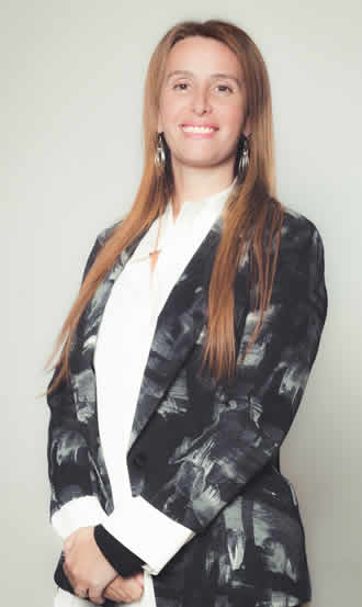 HCMFront presenta a su nueva Directora de Personas y Experiencia