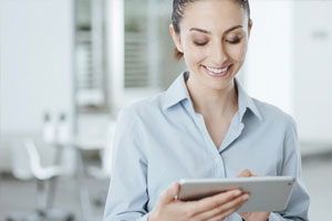 Beneficios y desafíos de implementar aplicaciones móviles en la organización