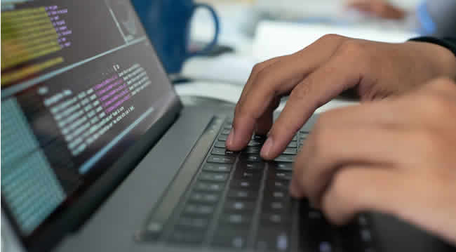 Fundación Kodea invita a programar en familia con La Hora del Código