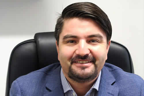 De nuevo nos pegan bajo