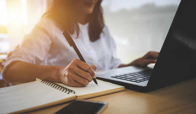 Microsoft y LinkedIn lanzan un programa de capacitación en habilidades digitales