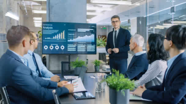 Tendencias en tecnología para 2023: Profesionales y rubros empresariales