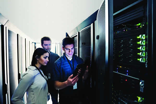 Sector tecnológico sigue viviendo fuerte escasez de talento